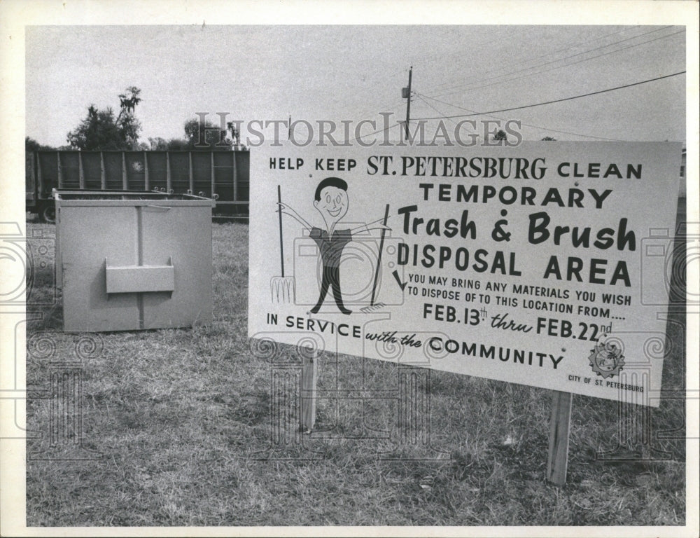 1970 Press Photo Dumping Cleanup Campaign &quot;Help Keep St- RSA06279 - Historic Images