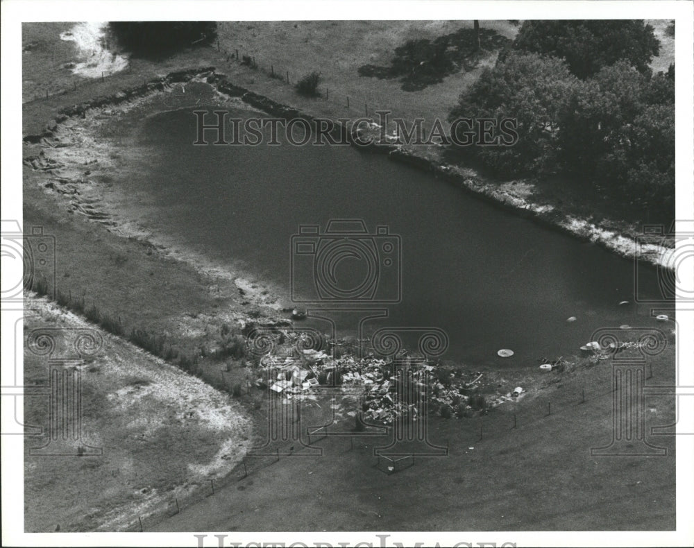 1983 Dump site north central Pasco County - Historic Images