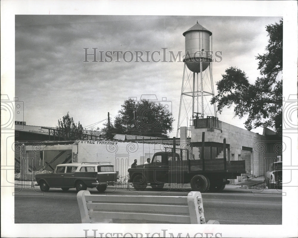 1964 Press Photo Dunedin Food King Expanding Main stree- RSA06311 - Historic Images