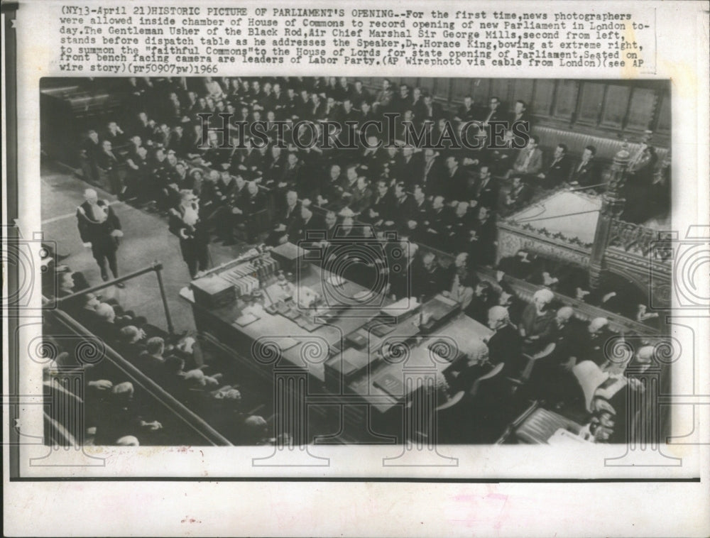 1968 photograph inside English House of Com-Historic Images