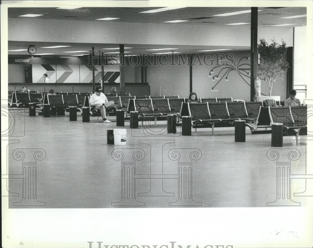 1983 Press Photo Midway Airport Building Terminal airpo - Historic Images