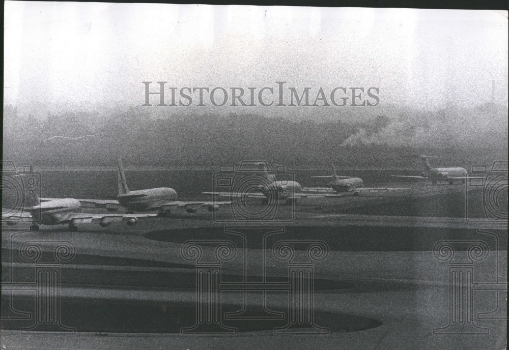 1968 Flight Delay Story O&#39;Hare Airport - Historic Images