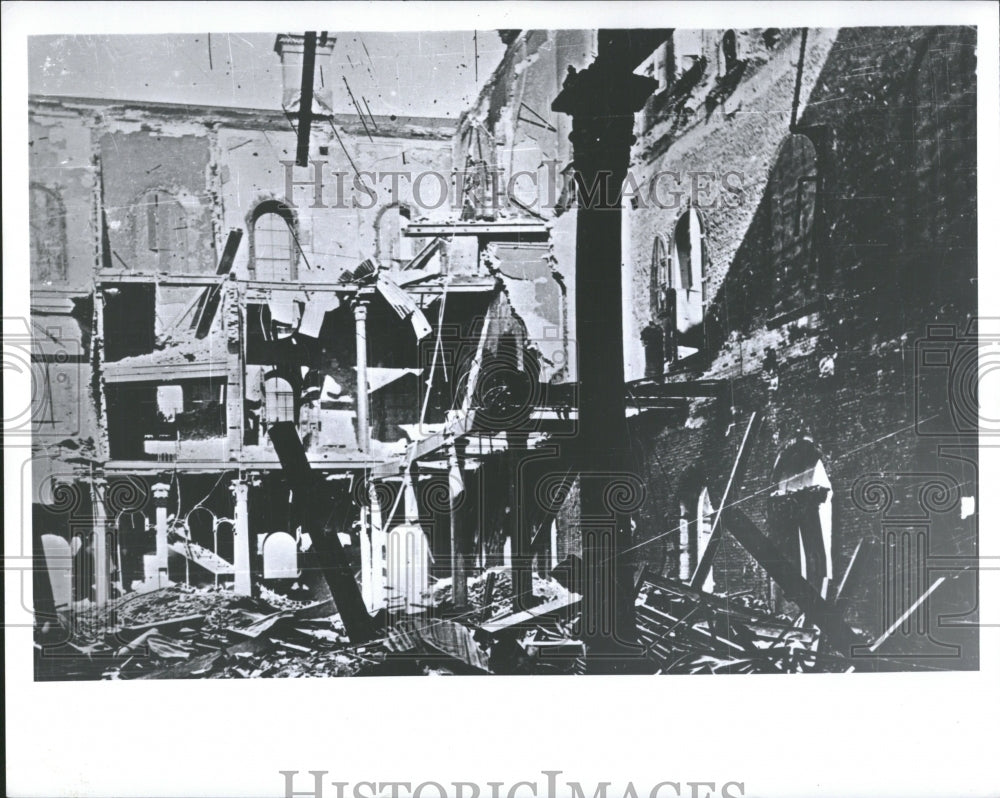 1970 Chicago Fire Of 1871: Interior Of Cust - Historic Images