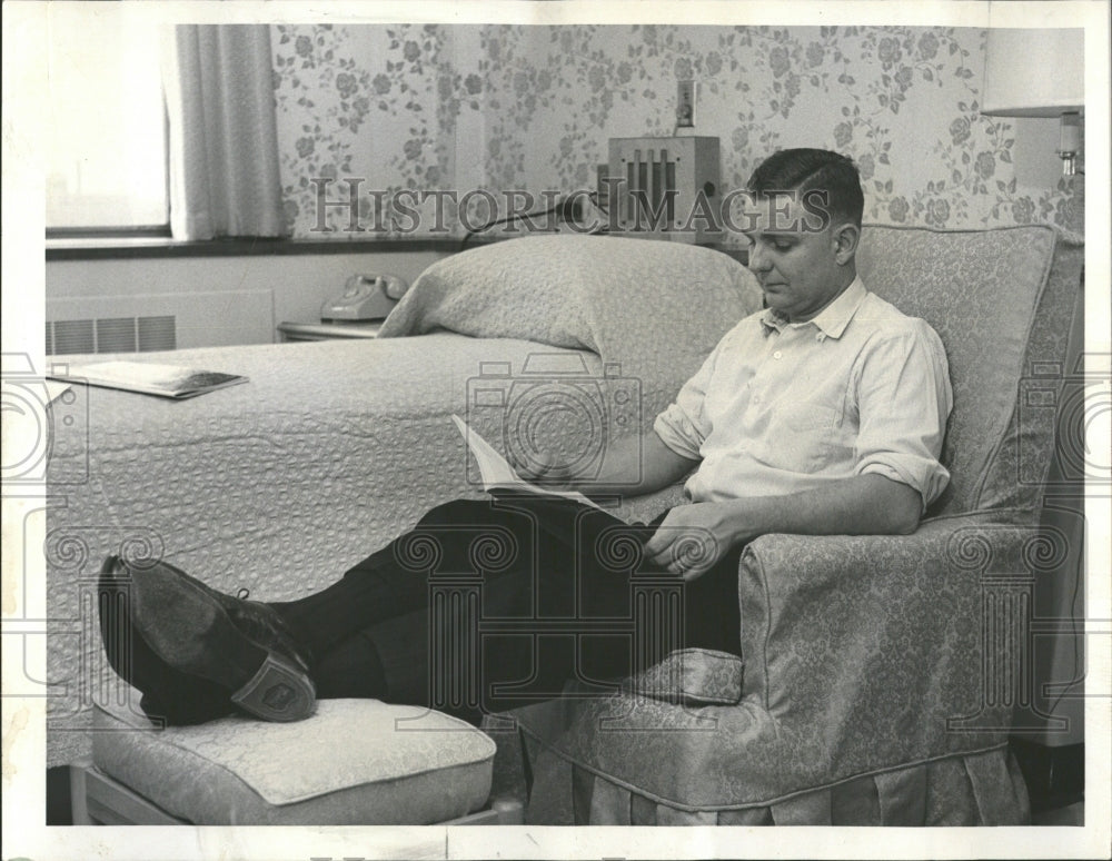 1961 Press Photo Service Wesley Memorial Hospital Charl- RSA07231 - Historic Images