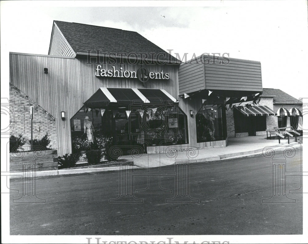 1981 Exterior View Of Fashion Cents Store I - Historic Images