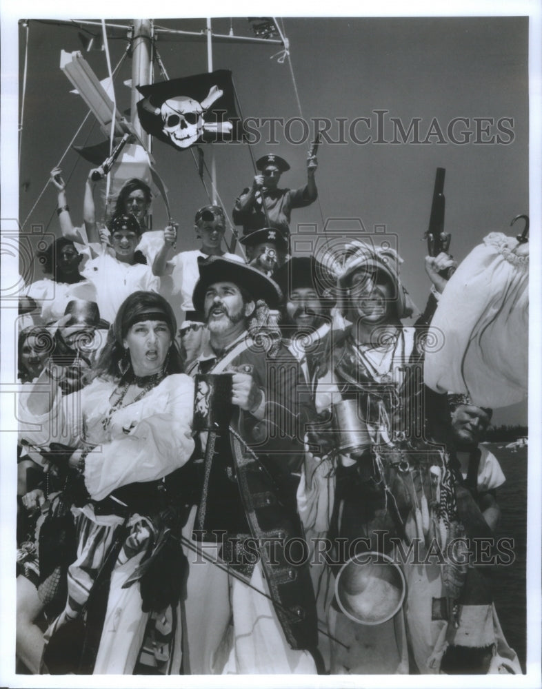 1994, Pirates in Paradise Festival, Marathon- RSA07551 - Historic Images