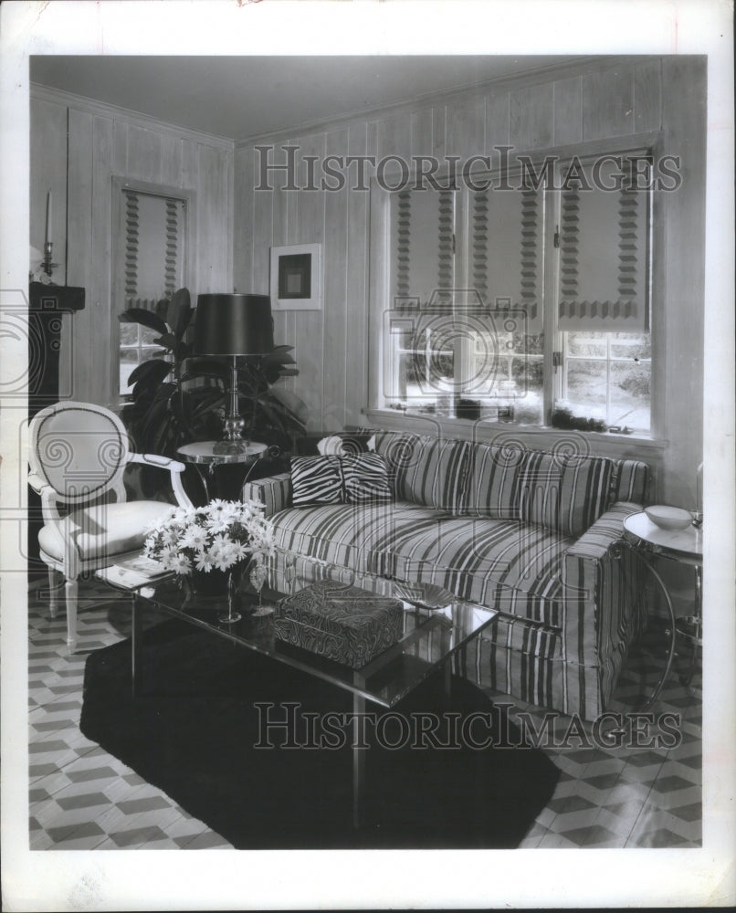 1969 Floor Pattern Stenciled on Shades-Historic Images