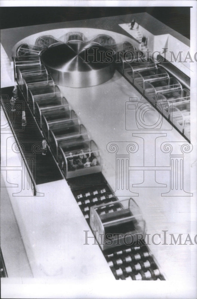 1955 Press Photo Working Model Of A Conveyor Belt Syste- RSA07913 - Historic Images