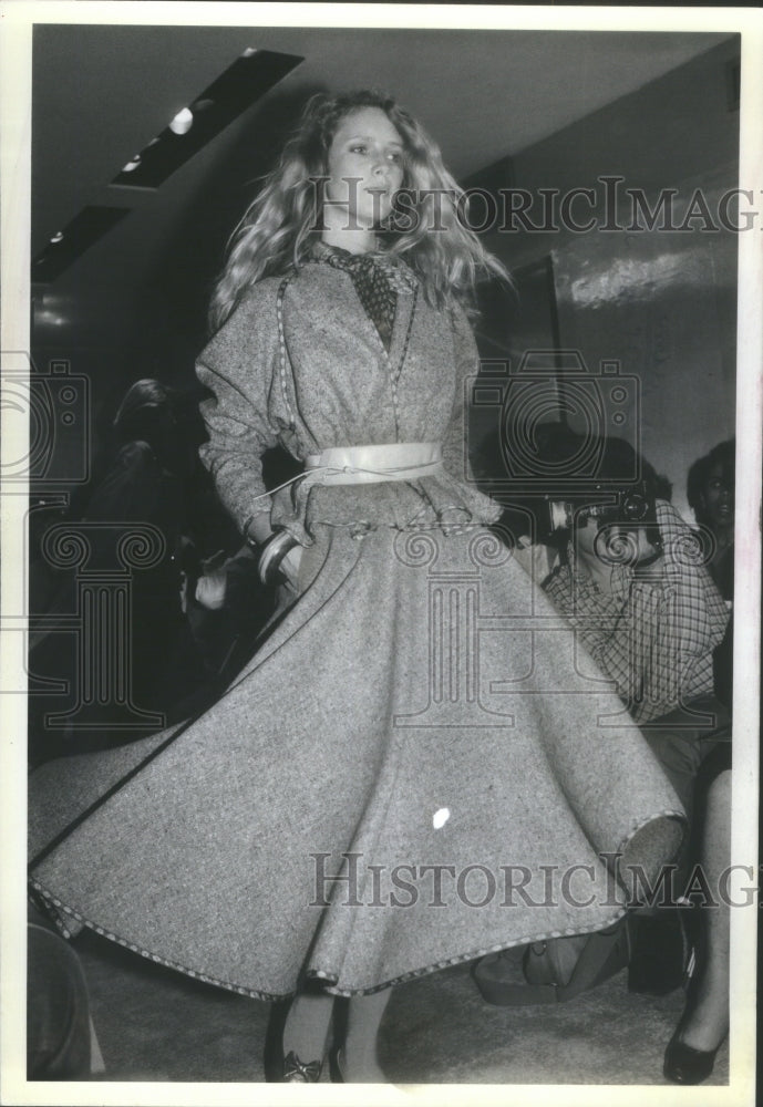 1981 Press Photo Geoffrey Beene Collection - Historic Images