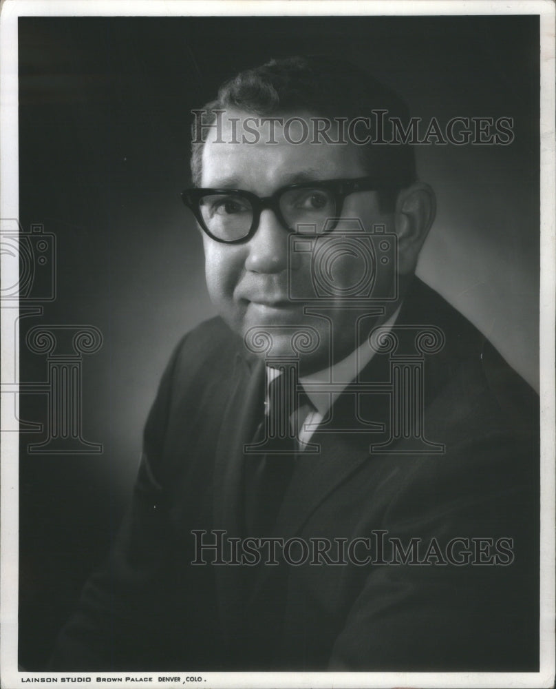 1965 Press Photo Alan Sussman Imports Renfield Manager- RSA08485-Historic Images