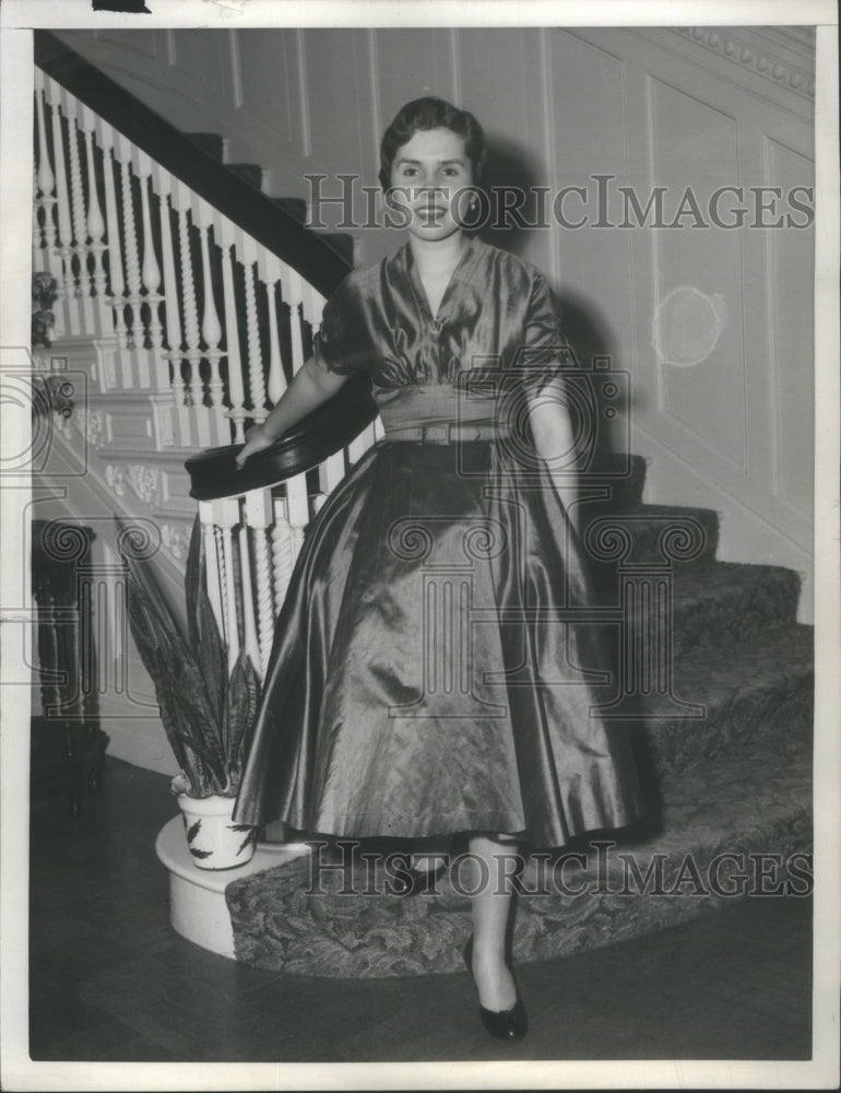 1954 Mitzi Thurber Detroit Socialite - Historic Images