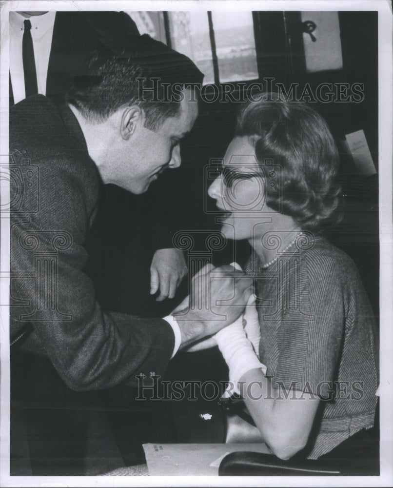 1963 Press Photo Robert Thorson judge Gillis Court Bond- RSA09901 - Historic Images