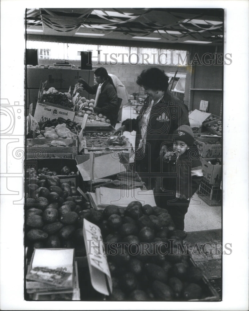 1980 Press Photo Super Mercado Latina Detroit Bagley- RSA09919 - Historic Images