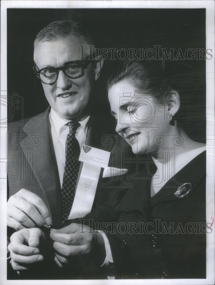 1968 Mayor Nicholson Fasten Silver Charm Br - Historic Images