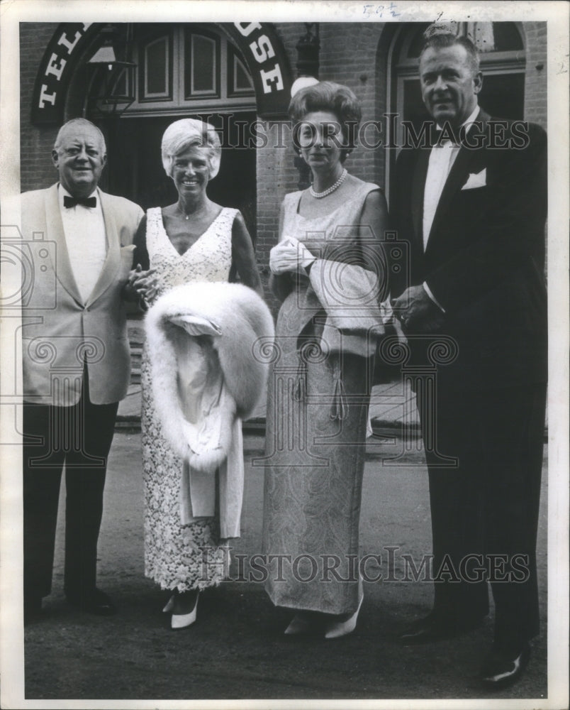 1967 Press Photo Mrs. Henry C. Van Schaack (Socialites)- RSA10283 - Historic Images