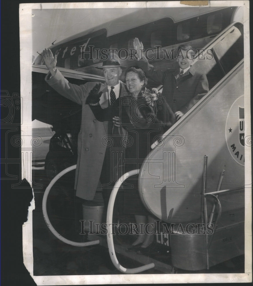 1952, Henry Van SchaackTony Combs United Air- RSA10285 - Historic Images