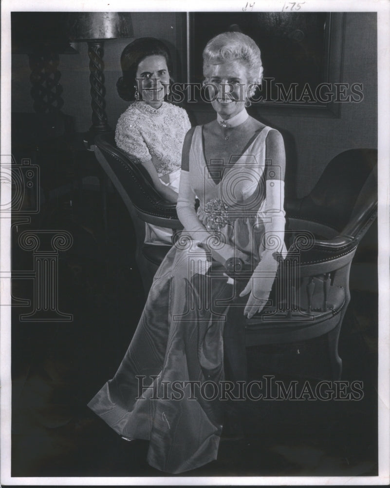 1970 Mrs Henry Van Schaack Jr Mrs Franklin-Historic Images