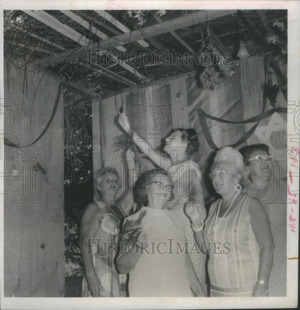 1971 Press Photo Congregation Beth Sholom Tabernacles - Historic Images