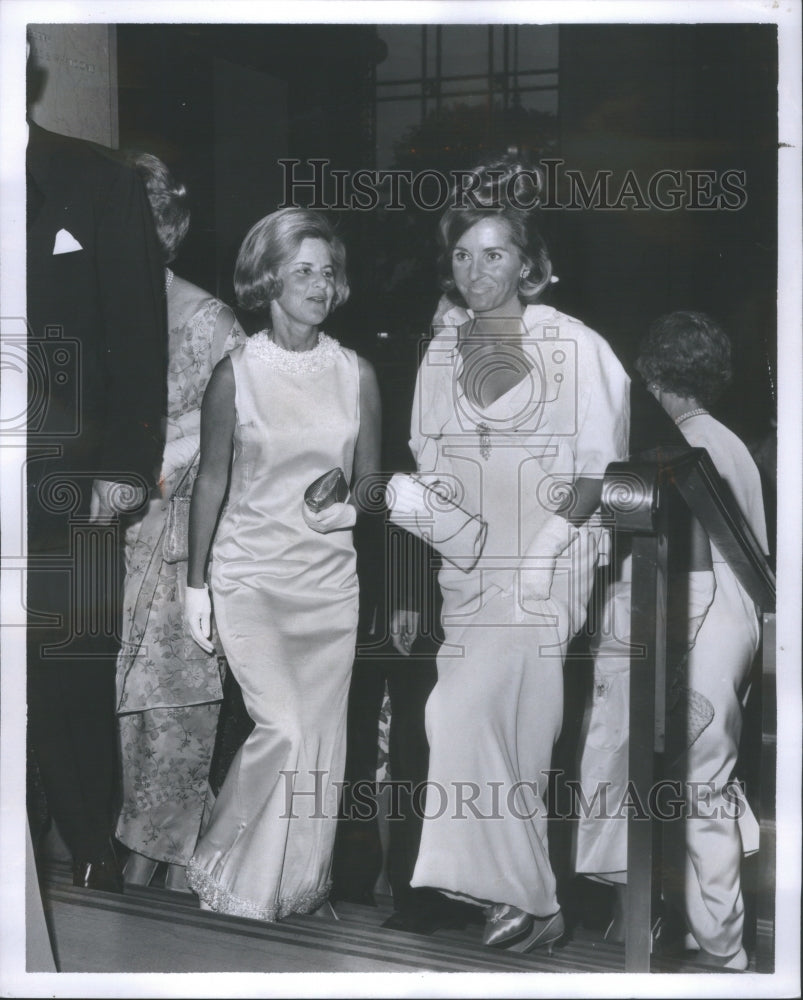 1966 Press Photo Mrs. Robert Hudson Kanzler Mrs. Willia- RSA11163 - Historic Images
