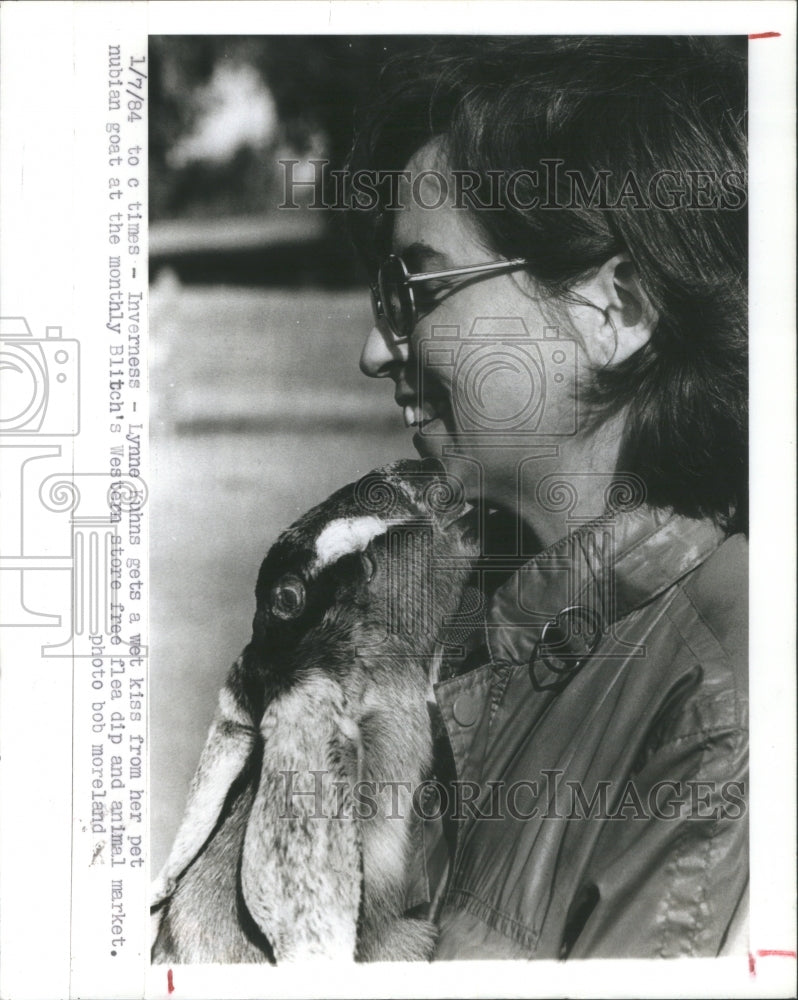 1984, Lynne Kuhns kiss room mubian goat Anim- RSA11651 - Historic Images