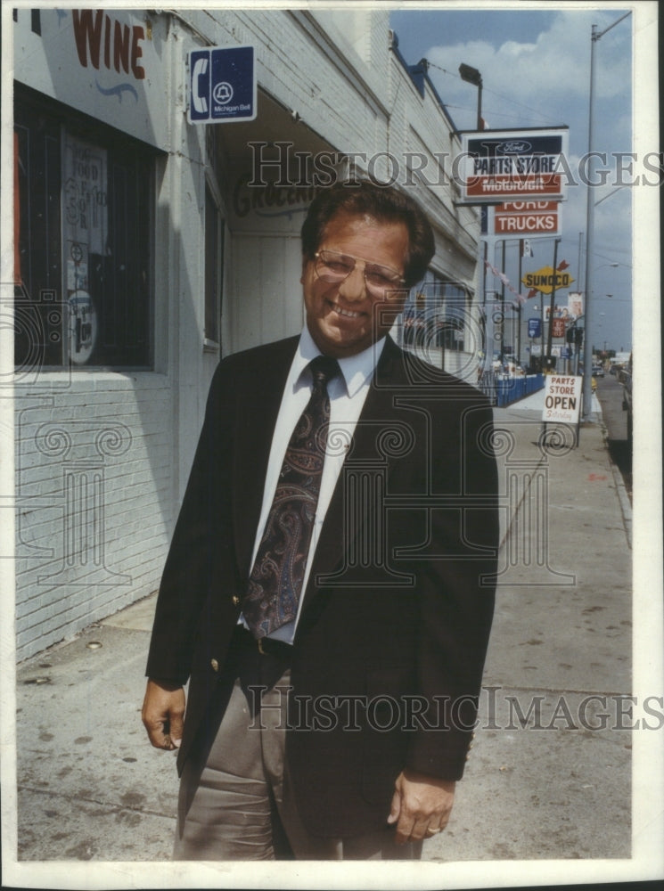 1990 Ford Automobile Dealership Owner Jerry - Historic Images