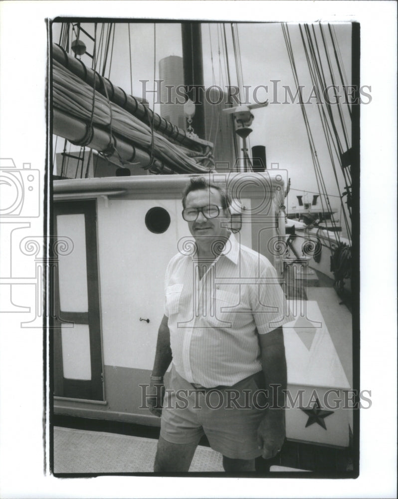 1986 Jerry Jubie/Boat Owner - Historic Images