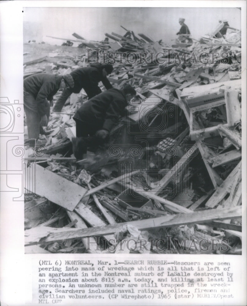 1965 rescuers mass wreckage Montreal suburb - Historic Images