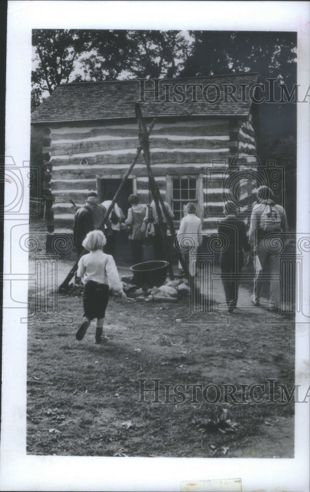 1982 Press Photo Outdoor Museum Fossebrekke House- RSA12583 - Historic Images