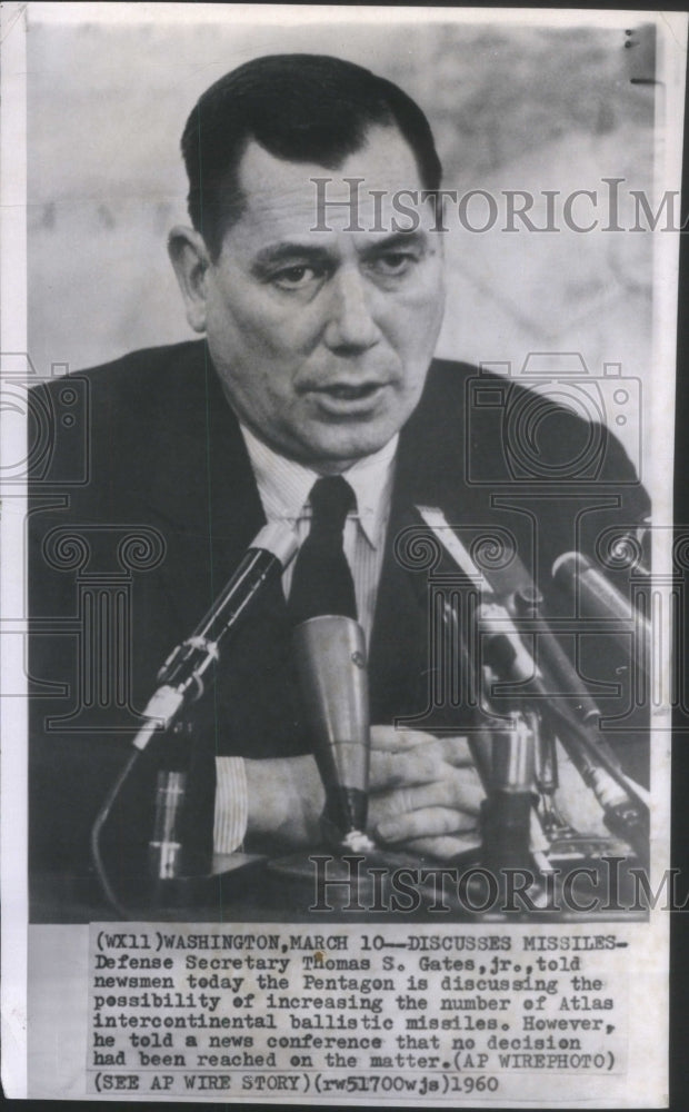 1960 Defense Secretary Thomas S. Gates, Jr. - Historic Images