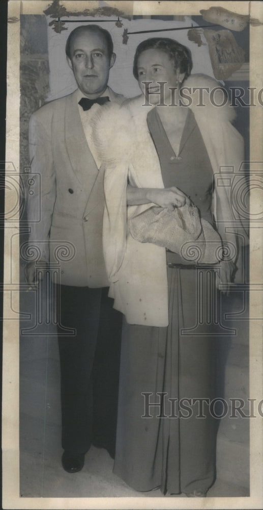 1948 Press Photo Mr. Mrs. Allyn Hicks Jr. Central City- RSA13139 - Historic Images