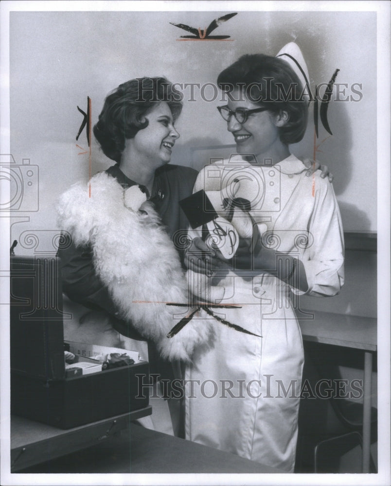 1964 Kidney Operation Of Janie Ottenbacher - Historic Images