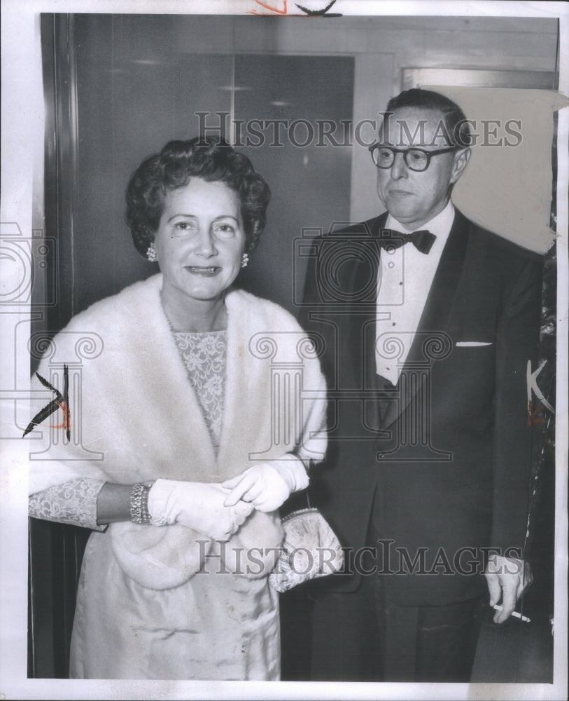 1957 Press Photo Mr. and Mrs. Theodore Osius, Detroit- RSA13789 - Historic Images