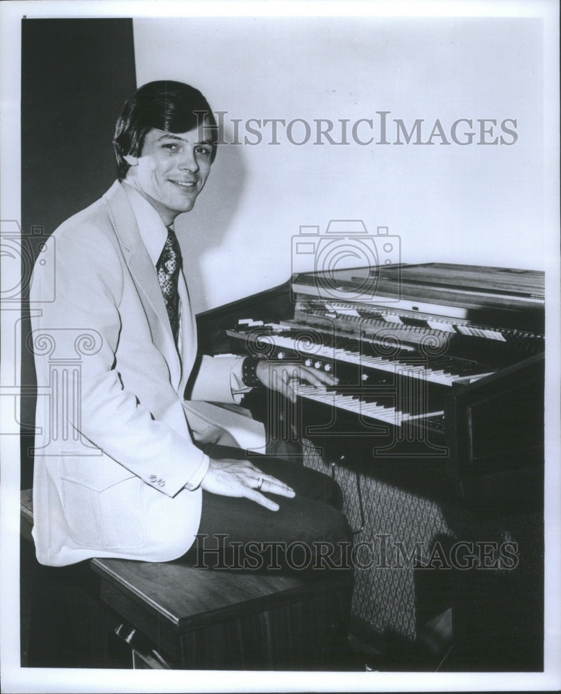 Dennis Hinman Organist musician pianist - Historic Images