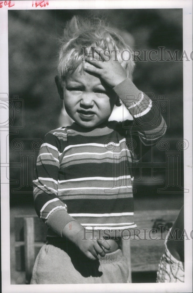 1980 Andrew Orton Watches Gateway Parade - Historic Images