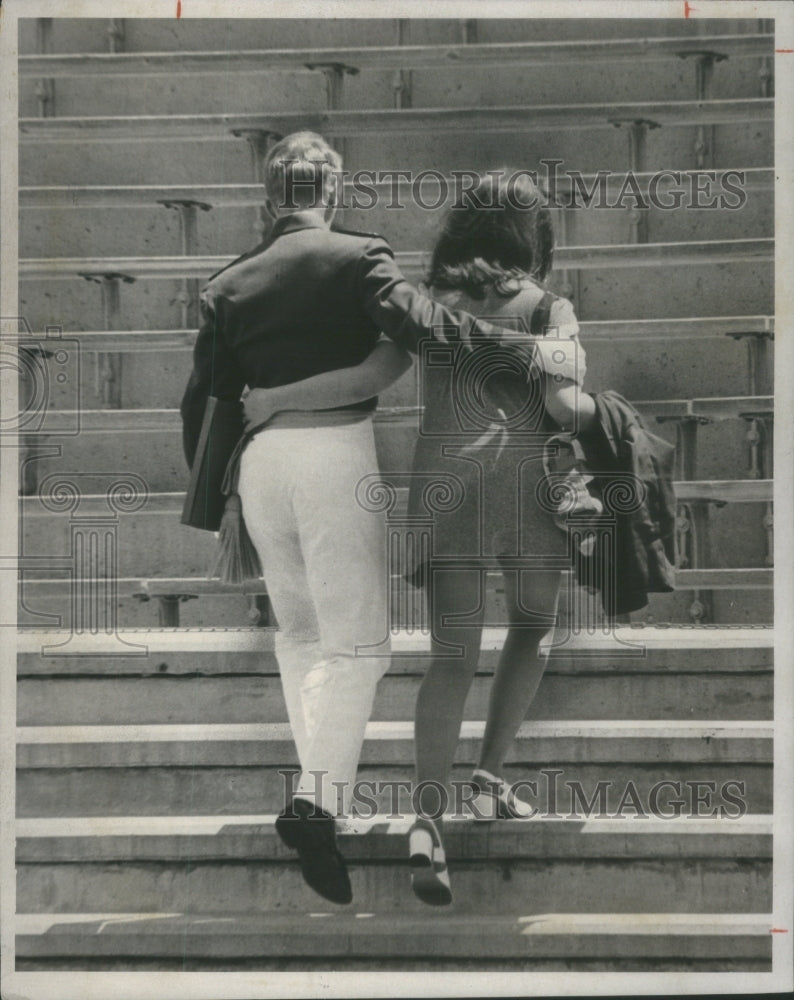 1975 Press Photo US Air Force Academy Graduation- RSA14447 - Historic Images