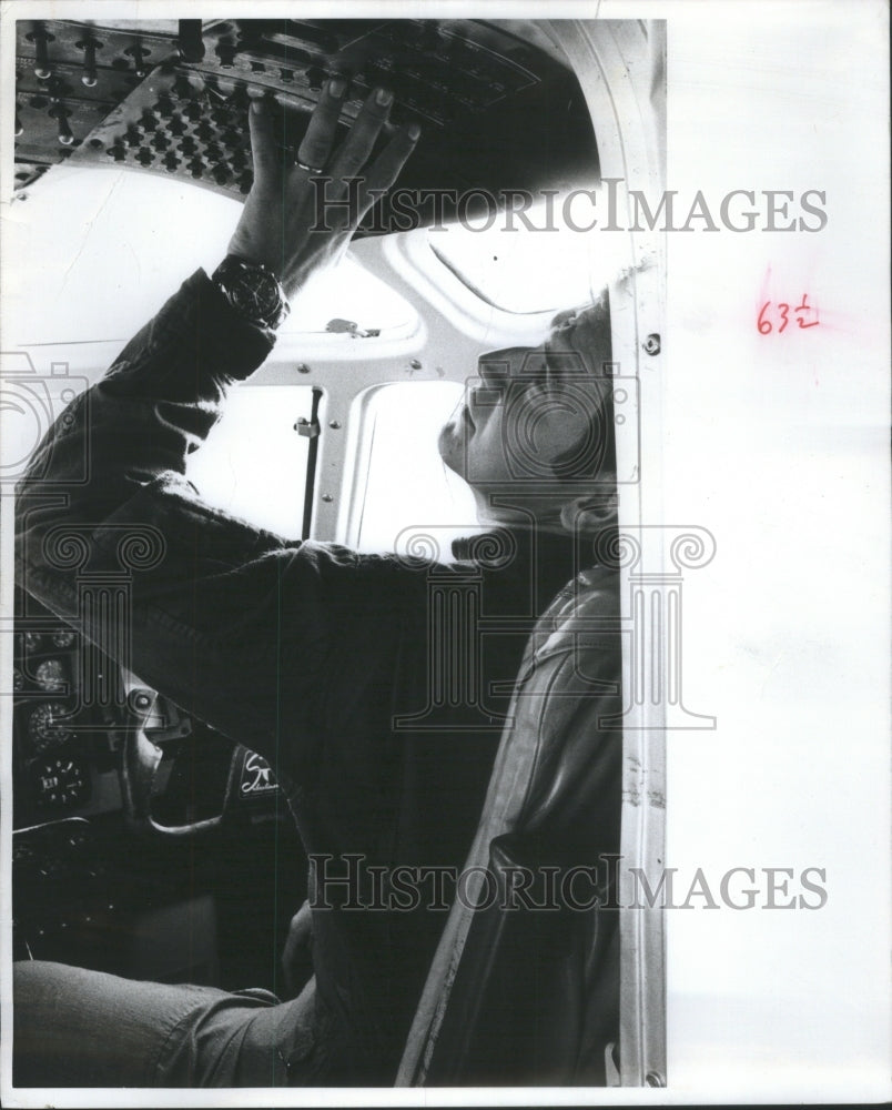 1974, Michael P Young Naval Flight Officer- RSA14533 - Historic Images