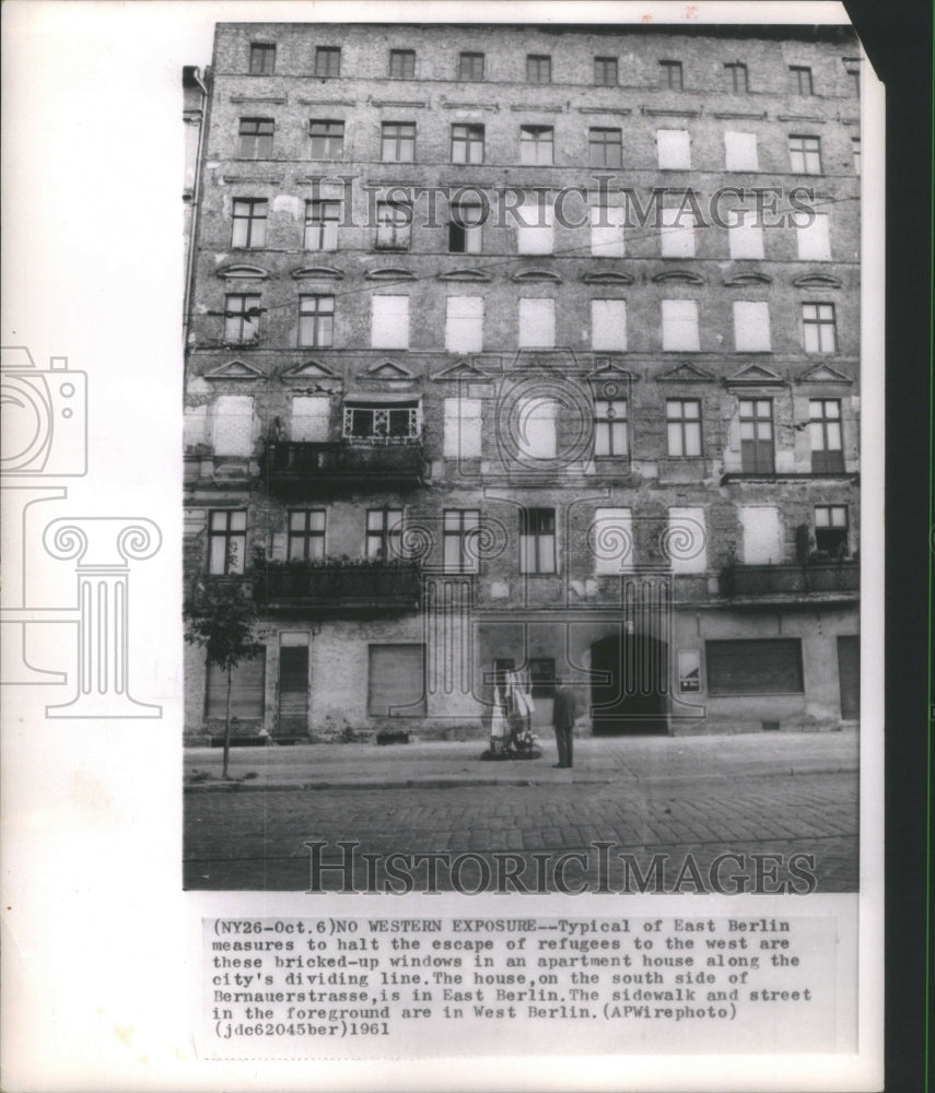 1961 Apartment House East Berlin Dividing L - Historic Images