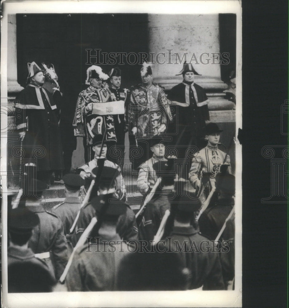 1936 Press Photo Edward London Official Proclamation- RSA15111-Historic Images