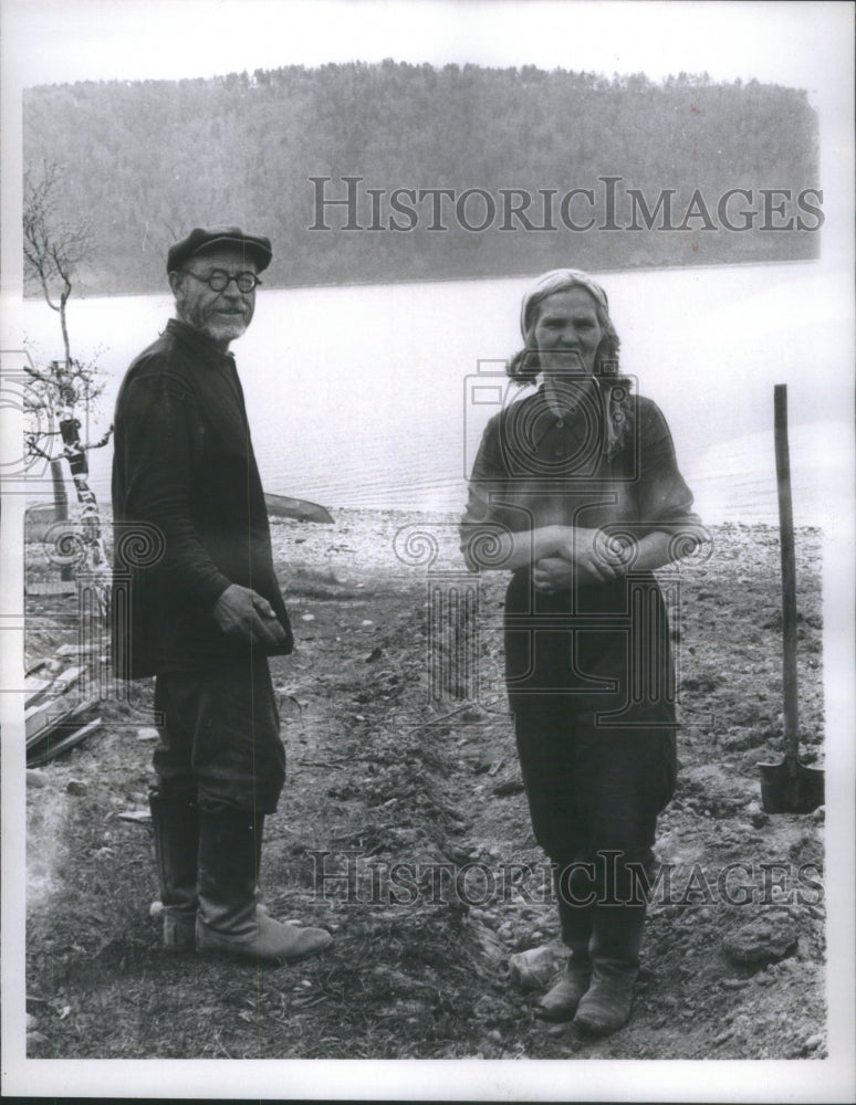 1965 Potato Planting Labors Siberia - Historic Images