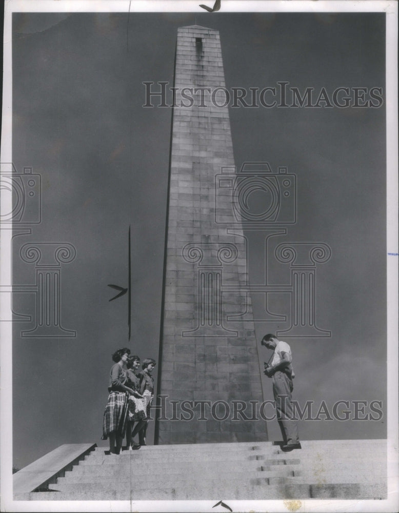 1970 Press Photo Bunker Hill Monument Boston Massachuse - Historic Images