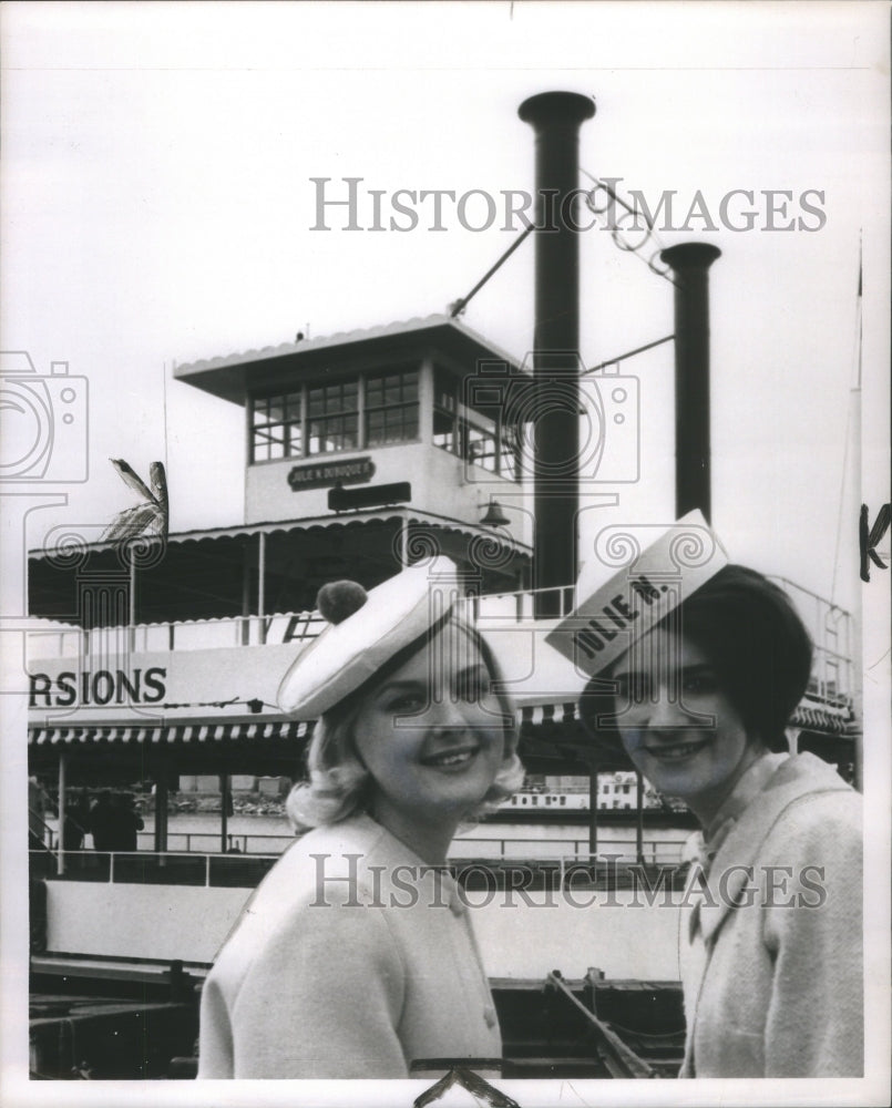 1964 Press Photo Dubuque Iowa Summer Festival- RSA16279 - Historic Images