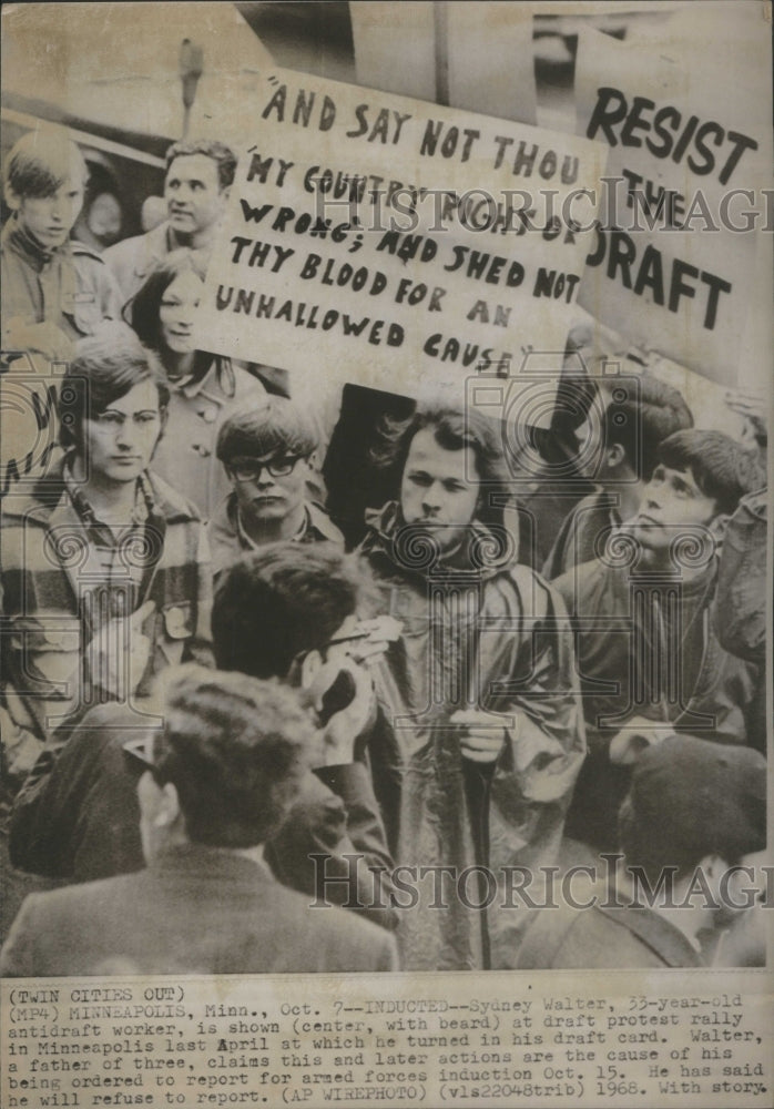 1968 Press Photo Sydney Walter Antidraft Worker Protest - Historic Images