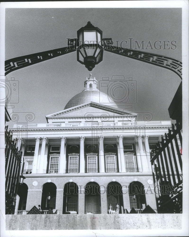 1986 Charles Bulfinch design State House - Historic Images