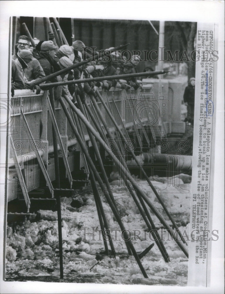 1966 Volunteers Break Ice Bridge Red Lake R-Historic Images