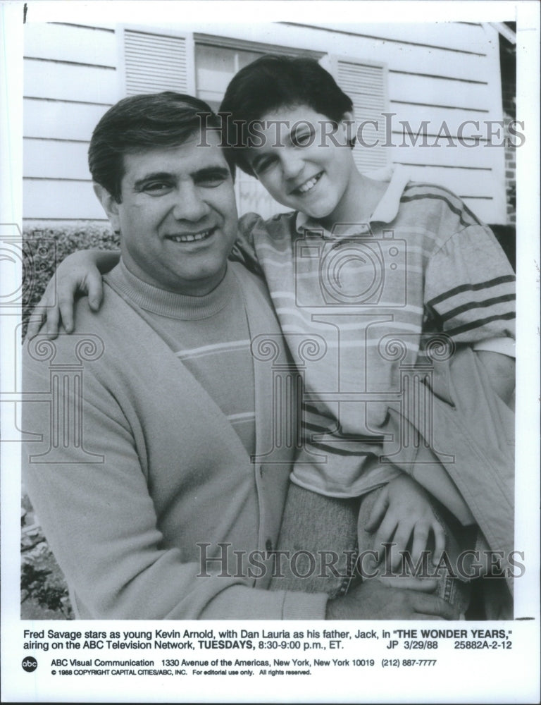 1988 Press Photo Fred Savage, Dan Lauria ABC The Wonder - Historic Images