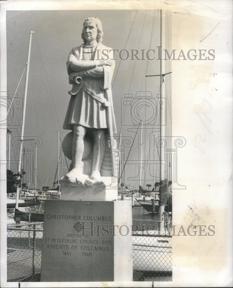 1979 T. PETERSBURG MUNICIPAL MARINA STATUE - Historic Images