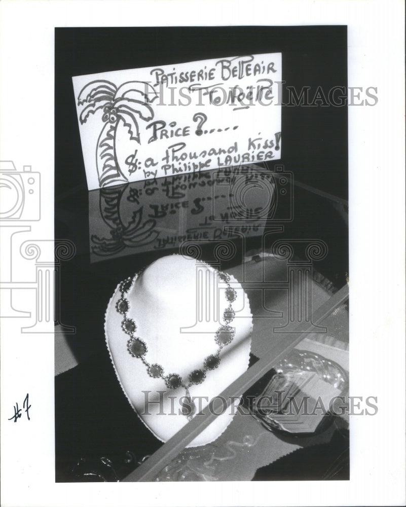 1981, Philippe Laurier Emerald Necklace Amer- RSA17739 - Historic Images