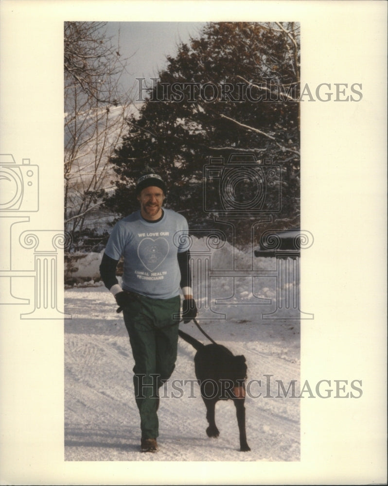1992 Press Photo Jogging Exercise Michigan Area - Historic Images