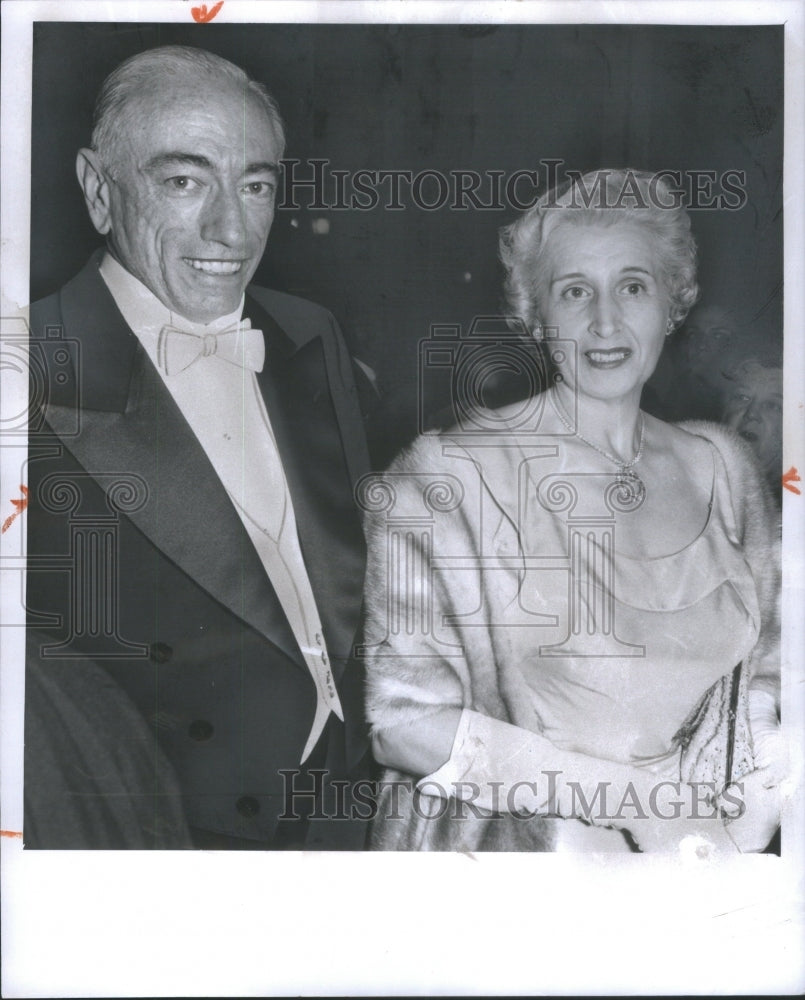 1959 Mr. And Mrs. Roger M. Kyes Attend Detr - Historic Images