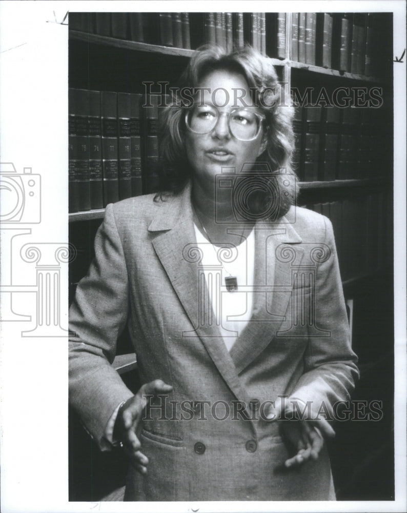 1990 Defense Attorney Carla Johnson Takes R - Historic Images